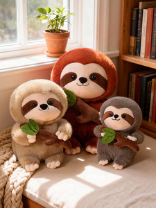 ตุ๊กตาสลอธแบบกำหนดเอง OEM/ODM พร้อมกิ่งไม้ - ปรับแต่งสีและลวดลายได้ ตุ๊กตาสลอธสั่งทำพิเศษสำหรับของขวัญและสร้างแบรนด์ - Product Image 4