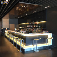 Restaurant Bar Design Idées Luxe Surface Solide Lumière Verte Narguilé Disco Discothèque Café Hôtel Salon Aéroport Lobby Bar Comptoir