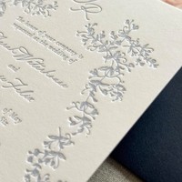 Invitaciones de Boda Elegantes Personalizadas en Papel de Algodón de Lujo, Impresas en Letterpress, con Diseño Personalizado en Relieve y Sobre
