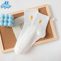 Service OEM Chaussettes en coton de haute qualité avec logo personnalisé Chaussettes drôles à la mode Chaussettes colorées à motifs pour femmes