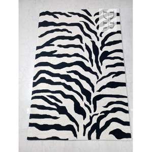 Luxury Handmade Modern Bedroom Tufted <b>Rug</b> Premium Wool <b>Black</b> White Solid Color Soft Touch Durable Washable Floor Covering - Product Image 4