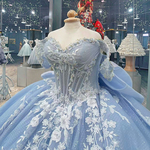 Abito da ballo blu personalizzato Quinceanera con vendita calda applique in pizzo di cristallo e decorazione con motivo amore fiocco decorato abito da sposa - Product Image 5