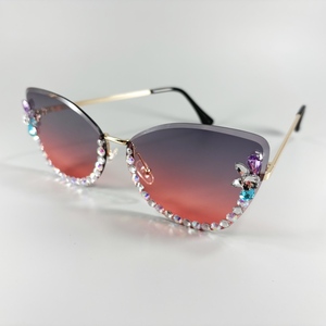 2025 nuova moda <span class=keywords><strong>occhiali</strong></span> da <span class=keywords><strong>sole</strong></span> con struttura in lega arancione Cat Eye <span class=keywords><strong>occhiali</strong></span> da <span class=keywords><strong>sole</strong></span> da ragazza squisiti con strass decorativi senza cornice - Product Image 6