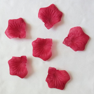 Petali di Rosa Artificiali per Celebrazioni Nuziali in Tessuto Non Tessuto HU-B0668 - Product Image 2