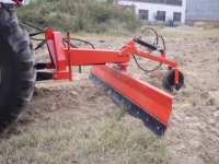 Lame arrière hydraulique / niveleuse montée sur tracteur pour le nivellement des terres agricoles et la préparation du sol