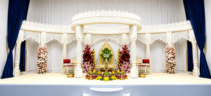 Nouvel Arrivage : Grand Mandap de Mariage Thème Rajwada, en Fibre de Verre pour Intérieur, Style Temple Indien du Sud, pour Cérémonie de Mariage Haut de Gamme - Product Image 2