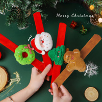 Poupée de dessin animé Bracelet Slap en peluche de Noël Accessoire de bracelet pour enfants pour la veille de Noël Idée cadeau parfaite Fournitures de fête