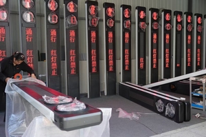 Trung Quốc đèn giao thông nhà cung cấp thông minh năng lượng mặt trời dẫn tín hiệu giao thông ánh sáng 100mm 200mm 300mm 400mm rgy tín hiệu giao thông - Product Image 3