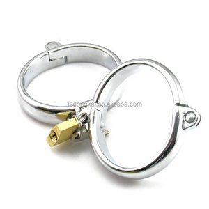 Esposas y grilletes <span class=keywords><strong>de</strong></span> aleación <span class=keywords><strong>de</strong></span> zinc <span class=keywords><strong>de</strong></span> alta calidad, juego <span class=keywords><strong>de</strong></span> Bondage BDSM para <span class=keywords><strong>parejas</strong></span>, Juguetes sexuales - Product Image 4