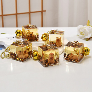 Regalo di celebrità Online Kapi <span class=keywords><strong>Bala</strong></span> portachiavi creativo bottiglia di sabbia carino ciondolo in PVC per coppie chiave auto regalo - Product Image 1