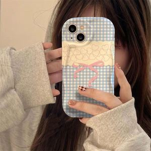 เคสโทรศัพท์มือถือลายตารางหมากรุกสไตล์เกาหลีสุดชิค พร้อมโบว์สีชมพู สำหรับ iPhone 14 13 Pro Max  ฝาหลังสำหรับ 12 11 Pro Max - Product Image 4