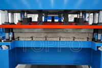 Machine de formage à froid de tuiles en acier coloré entièrement automatique OEM ODM 1220 mm pour toiture industrielle