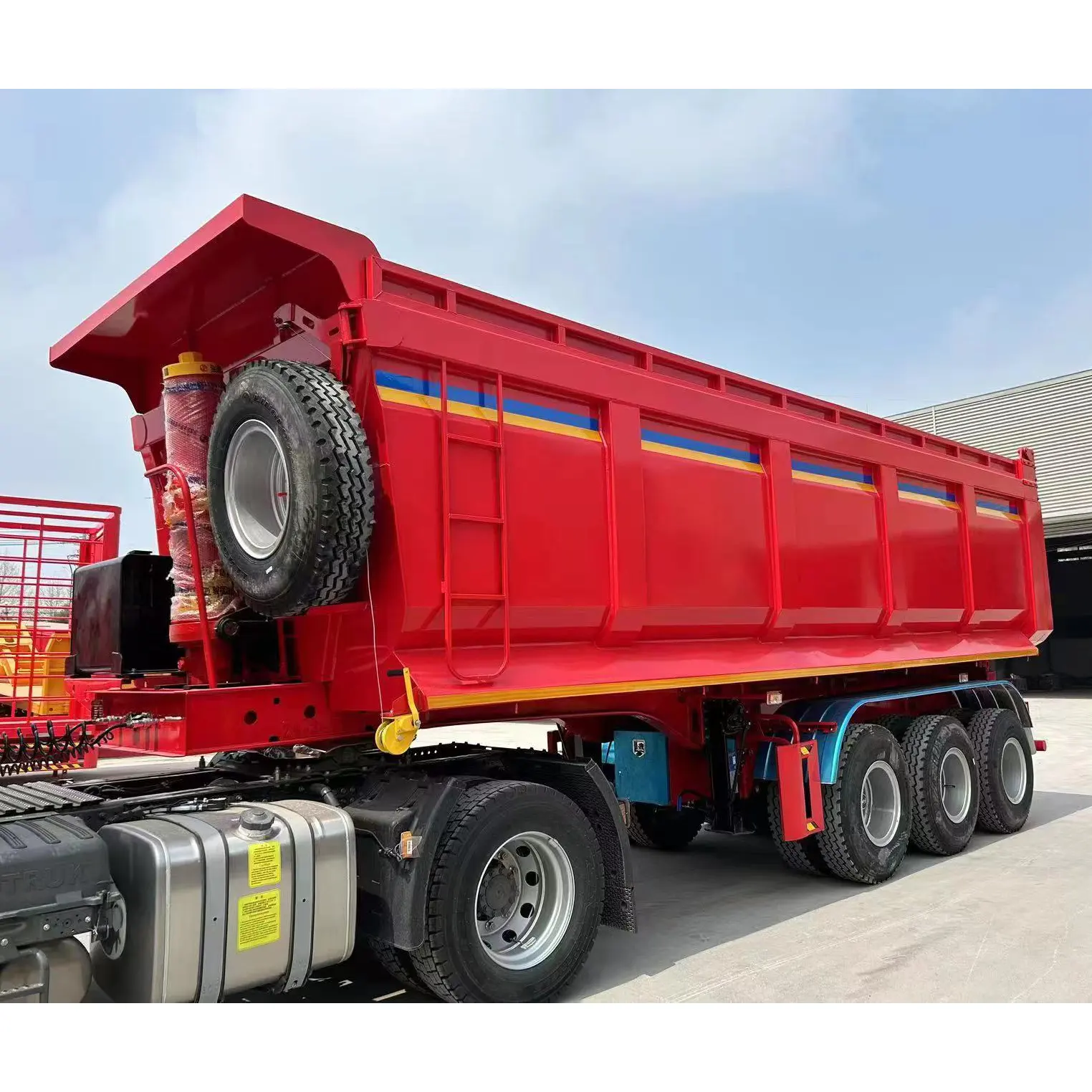 Yuetong Vehicle 2 3 4 axles dump trailer hydraulic cylinder 40 ton semi-remorque a benne basculanter used dump trucks for sale