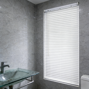 ستائر مدمجة مقاومة للماء من البي في سي بتصميم بسيط تحجب الأشعة فوق البنفسجية للحمام والمطبخ والمناطق الرطبة سهلة التنظيف ومتينة وصديقة للبيئة - Product Image 3
