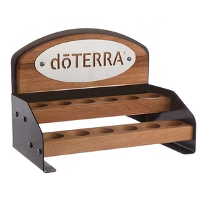 Estante de exhibición de encimera escalonado de madera maciza con diseño de rejilla multicapa para escaparate de botellas de aceite esencial en tienda minorista - Product Image 1