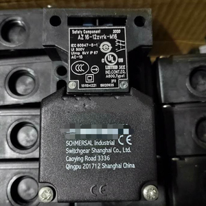 Baru Original Siap Pakai untuk AZ16-12ZVRK-M1-6 Gudang Otomasi Industri PLC Programming Controller - Product Image 1