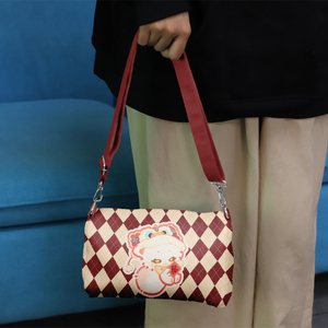 תיק הליכה יומיומי רצועת כתף crossbody תיק אנימה מותאם אישית עם רצועה מתכווננת - Product Image 1