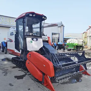 Gạo Kubota kết hợp máy gặt đập tay thứ hai