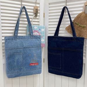 Sac en jean personnalisé avec logo, design simple, sac fourre-tout pour le shopping, sac à main tendance en jean pour femmes - Product Image 4