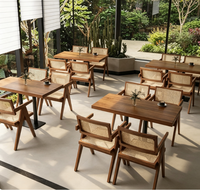 Tables et chaises de restaurant en rotin tressé de style vintage, meubles commerciaux en bois massif pour bistrot, café, restaurant