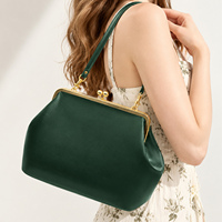 Sac à main pochette oversize à fermoir Kiss Lock pour femme, en cuir végétalien, style luxe discret, avec poignée supérieure et bandoulière, doté d'une poche intérieure
