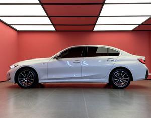 <span class=keywords><strong>BMW</strong></span> Serie 3 Sedán de Lujo F30 Paquete M Sport Motor Turbo 2.0T Caja de Cambios Automática Asientos de Cuero Volante a la Izquierda Techo de Aleación R18 - Product Image 3