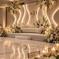Panneau de fond ondulé 3D en forme de S, design sculptural incurvé avec éclairage LED pour la décoration de scène de mariage, banquet, événement, logo personnalisé