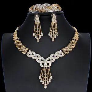 Set Perhiasan Lapis Emas Wanita, Kalung Berlian Pengantin Gelang 4 Potong untuk Wanita