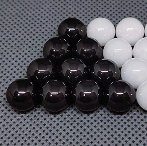 Bolas de Plástico Sólido Delrin/POM/Acetal Negras de 3.175mm (1/8 de Pulgada) Directas de Fábrica - Moldeadas por Inyección para Uso Industrial, Rieles Deslizantes, Rodamientos de Precisión, Bolas de Precisión Directas de Fábrica - Product Image 1