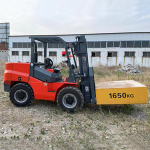 Montacargas TOSH de 1.5 2 3 3.5 4 5 6 7 10 Toneladas Todoterreno 4x4 para Terrenos Difíciles - Product Image 1