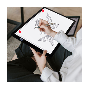 Nuovo <span class=keywords><strong>Tavolo</strong></span> Luminoso Regolabile <span class=keywords><strong>per</strong></span> <span class=keywords><strong>Disegno</strong></span> e Progettazione di Abbigliamento, in Plastica, <span class=keywords><strong>per</strong></span> Artisti dai 5 ai 7 Anni - Product Image 1
