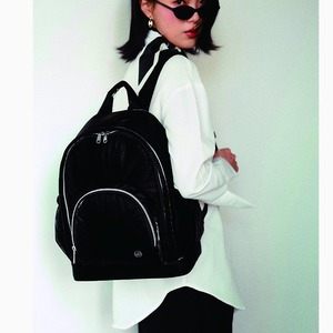 Mochila de Nailon con Tela Reciclada CIPU Lissom Classic M 30x38cm para Mujer, Disponible en Taiwán - Product Image 1
