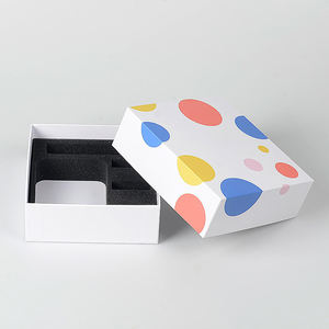 Cajas de Regalo de Joyería Rígidas con Tapa y Base Cuadradas de Lujo Blancas con Impresión Personalizada - Product Image 2