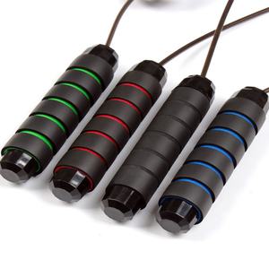 Cuerda de Saltar Portátil de PVC Colorida, Ajustable para Niños, Entrenamiento de Fitness, Ejercicio en Casa, Gimnasio y Deportes - Product Image 2