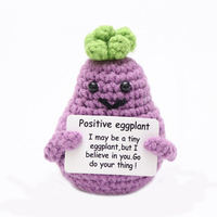 Commande en gros d'ornements suspendus faits main en crochet, écologiques, en forme de légumes (champignons, ail, chou) pour la décoration intérieure de cuisine
