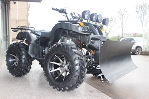 <span class=keywords><strong>Quad</strong></span> tout-terrain puissant de 300 cm³ à transmission par arbre, modifié pour déneiger, avec lame à neige réglable, fiable pour une déneigement efficace - Product Image 4