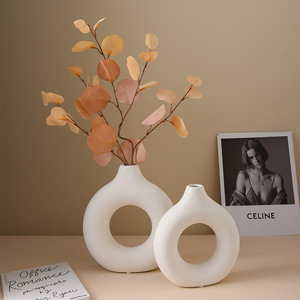 Jarrón de cerámica circular simple para decoración del hogar, artesanías creativas para sala de estar <span class=keywords><strong>con</strong></span> <span class=keywords><strong>flores</strong></span> <span class=keywords><strong>artificiales</strong></span> - Product Image 2