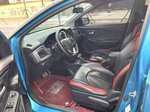 <span class=keywords><strong>SUV</strong></span> Luxgen U5 2017 1.6 Transmission Automatique Illimitée Voiture <span class=keywords><strong>d</strong></span>'<span class=keywords><strong>Occasion</strong></span> Caméra de Recul <span class=keywords><strong>SUV</strong></span> Économique à l'Exportation - Product Image 6