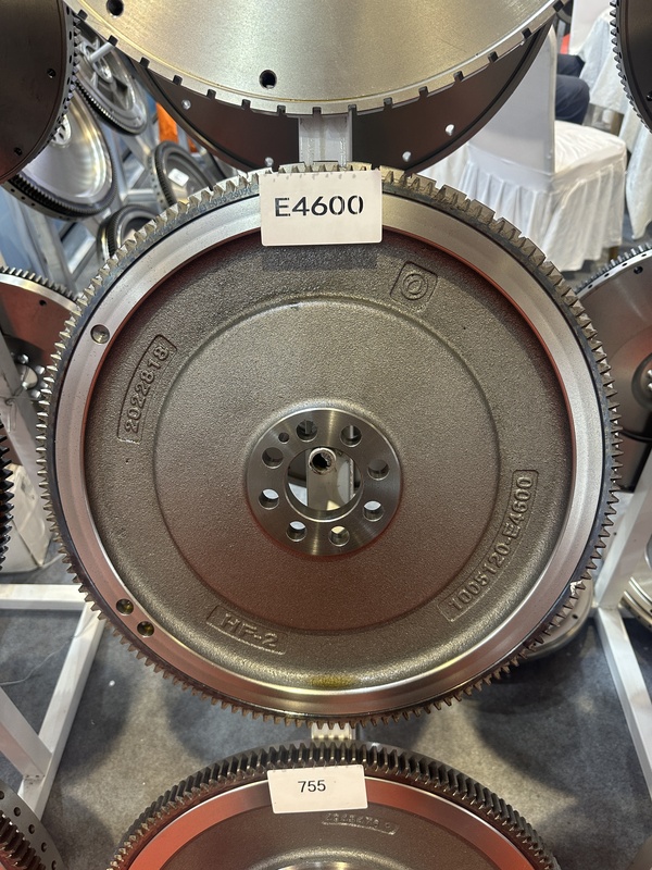 Manufacturers Truck Spare Parts Engine Parts