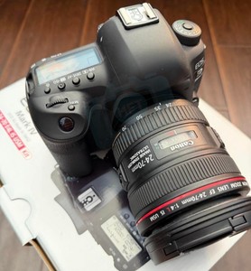 Appareil photo reflex numérique HFT Professional <span class=keywords><strong>5D</strong></span> <span class=keywords><strong>Mark</strong></span> <span class=keywords><strong>IV</strong></span> <span class=keywords><strong>avec</strong></span> <span class=keywords><strong>objectif</strong></span> EF 24-70mm F/4 IS USM Vente en gros - Product Image 2