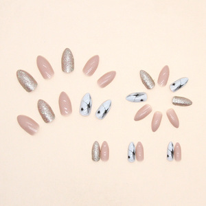 <span class=keywords><strong>Faux</strong></span> <span class=keywords><strong>Ongles</strong></span> à Coller de Haute Qualité à <span class=keywords><strong>Prix</strong></span> de Gros, Forme Amande ou Cercueil, avec Paillettes et Colle - Product Image 4