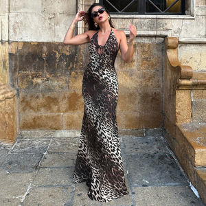 Robe longue sirène ajustée pour femme, imprimé léopard, col halter, à nouer devant, décolleté plongeant en V, sexy, pour soirée formelle - Product Image 3