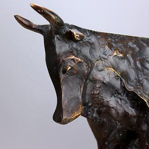 Groothandel 3D Hars Sculptuur Dier Stier Standbeeld Voor Home Decor Home Decoratie <span class=keywords><strong>Bull</strong></span> Brons Europa Folk Art Kunstmatige Shine D - Product Image 3