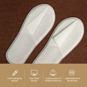 Chaussons d'hôtel blancs personnalisables en non-tissé, matelassés à grille, à bout fermé, pour hôtels 5 étoiles et spas - Product Image 6
