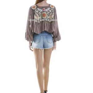 Blusa de Punto para Mujer, Cuello Cuadrado, Manga Abullonada, Bordado Floral, Volantes en el Bajo, Otoño, Buena Calidad OEM - Product Image 4