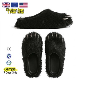 Pantofole da uomo personalizzate con logo, in pelliccia sintetica a forma di zampa di animale con artigli metallici, design artistico per un look di tendenza - Product Image 1