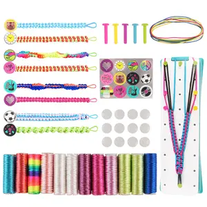 Kit de fazer pulseiras de amizade DIY para crianças de 3 a 8 anos, conjunto de arte e artesanato para meninas, kit de fazer miçangas e amuletos para presente de meninas