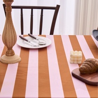 Nappe à volants en velours rayé de style campagnard américain