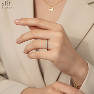 แหวนเพชรแท้ทองคำขาว 18K ดีไซน์หรูหรา ยอดนิยม แหวนครึ่งวง สามารถสวมซ้อนกันได้ เหมาะสำหรับผู้หญิงใส่ในชีวิตประจำวัน - Product Image 4
