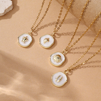 Summer Ocean Pendentif en acier inoxydable personnalisé pour femmes Collier à breloques en émail plaqué or blanc antirouille Goutte d'huile délicate Non Fading